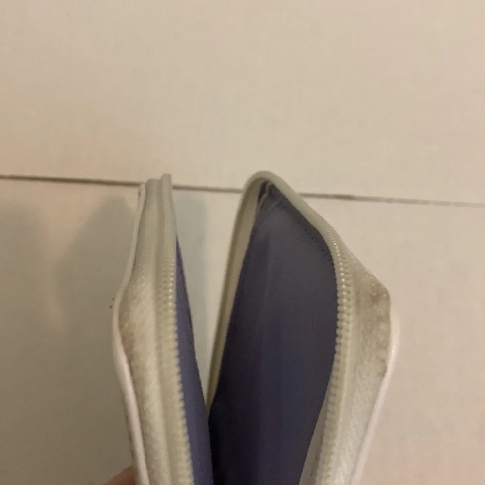 Coach Beige Signature Canvas Wristlet Wallet with White Trim - Picture 5 of 7